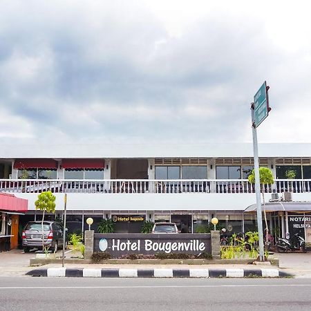 Oyo 375 Hotel Bougenville Syariah Padang  Zewnętrze zdjęcie
