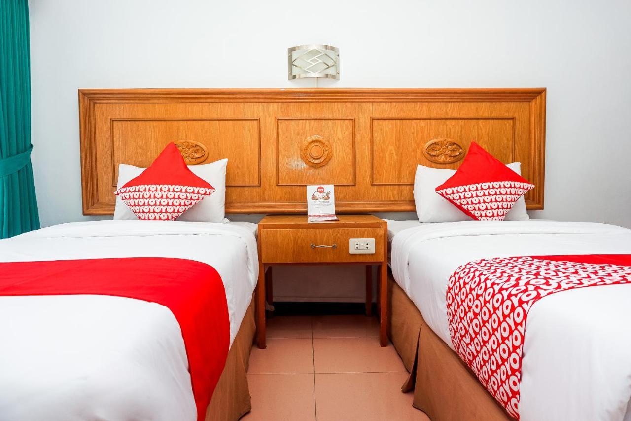 Oyo 375 Hotel Bougenville Syariah Padang  Zewnętrze zdjęcie