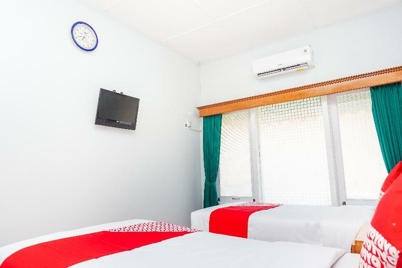 Oyo 375 Hotel Bougenville Syariah Padang  Zewnętrze zdjęcie
